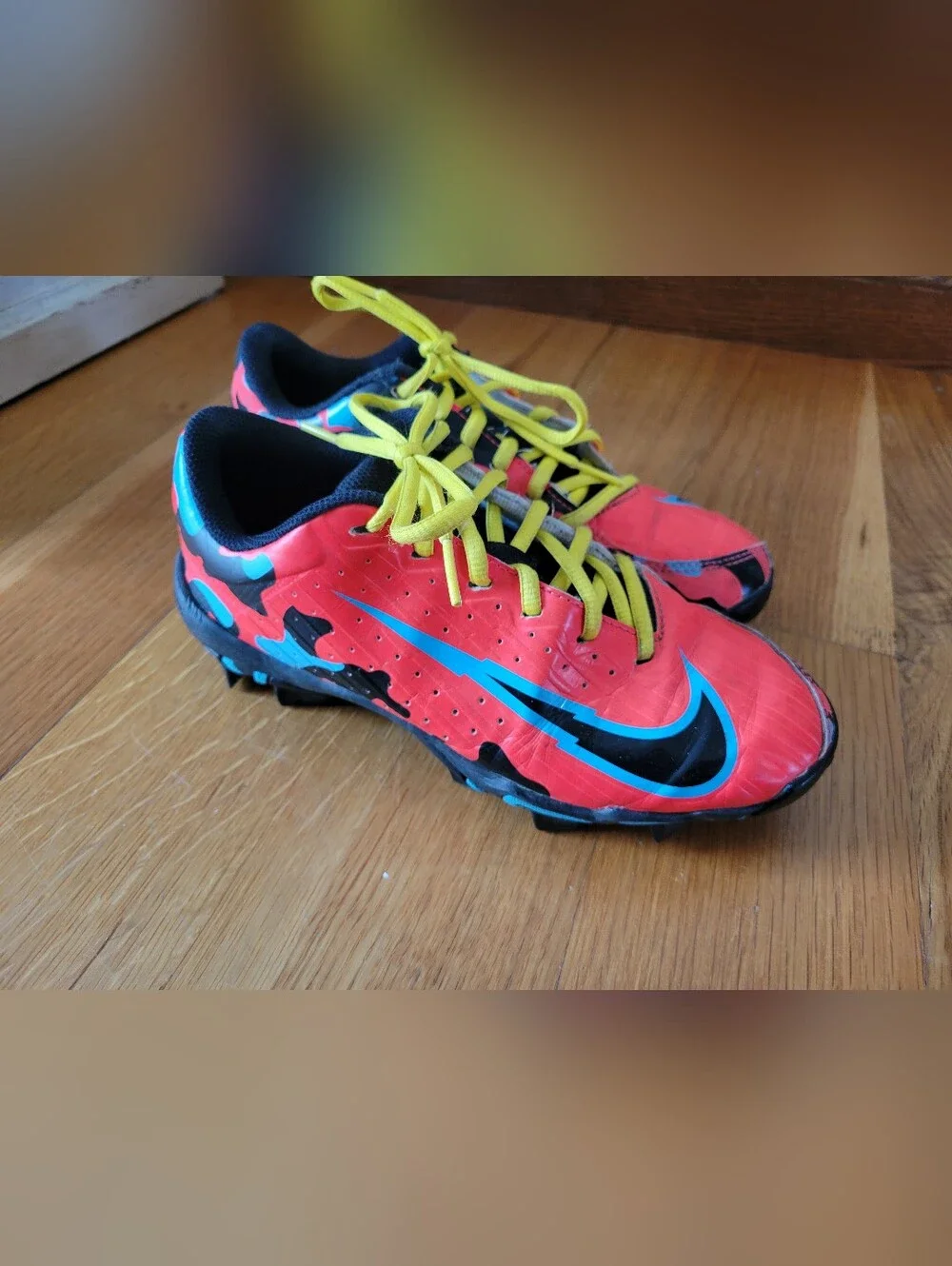 Boys size 4 baseball cleats - Picture 2 of 6
